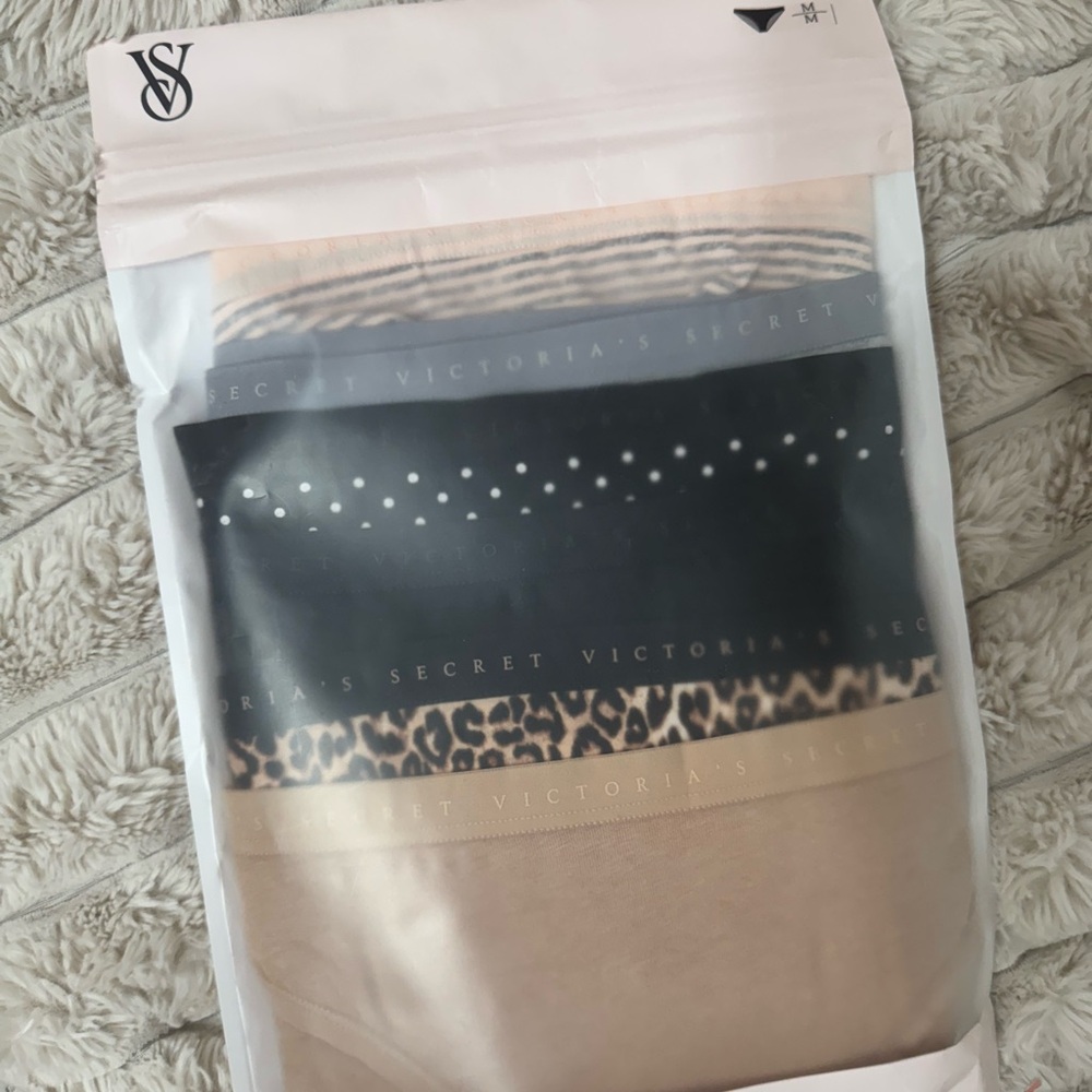Victoria's Secret Multi 7-Pack Stretch Cotton Panties - Black, Leopard, Nude